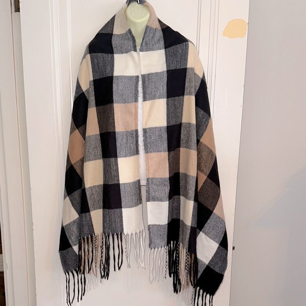 Sonoma Black, Tan, Cream & Gray Checked Polyester Shawl with Fringe